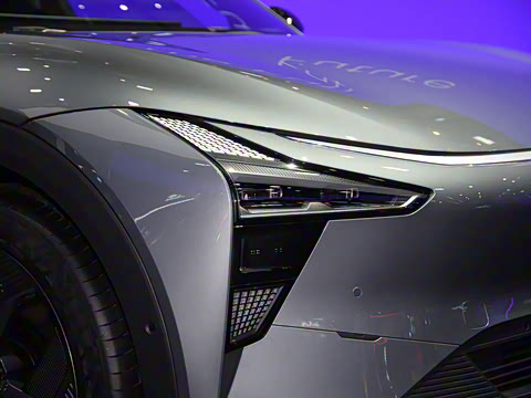 2025�� ���¿� Max