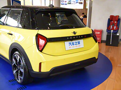 2025�� 2.0T COOPER S ������ ���Ű�