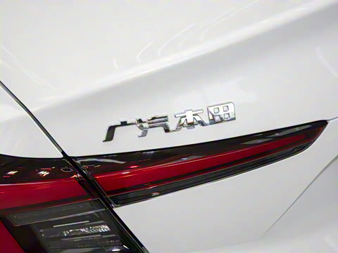 2025�� 240TURBO CVT�Ƽ���