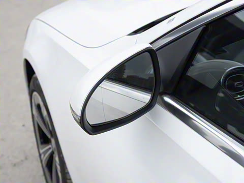 2025�� �Ŀ� C 260 L 4MATIC �˶���