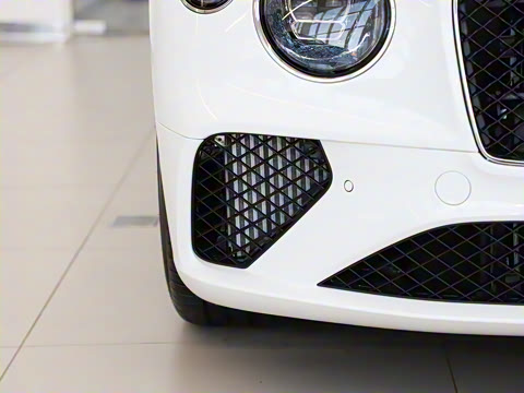 2024�� GT V8 Edition 8