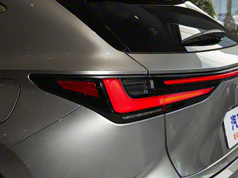 2024�� 350h ǰ�� ���ð�