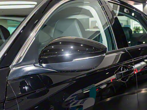 2025�� �˶�ϵ�� 260TURBO ����