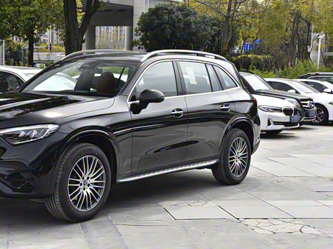 2025�� �Ŀ� GLC 300 L 4MATIC ������ 5��