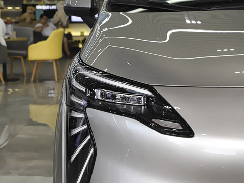 2024�� Younger ��ҫ��