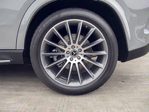 2025�� GLE 450 4MATIC ������