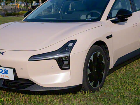 2025�� 600 �������� Max