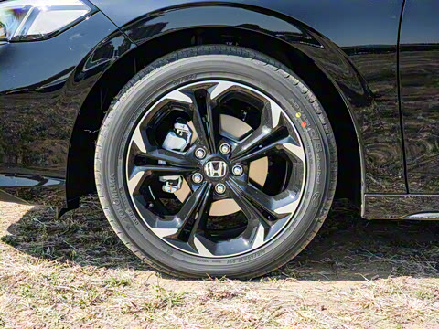 2025�� 240TURBO CVT ��ȤPro