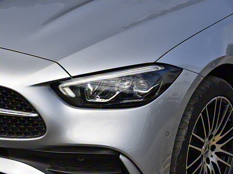 2025�� C 260 L �˶���