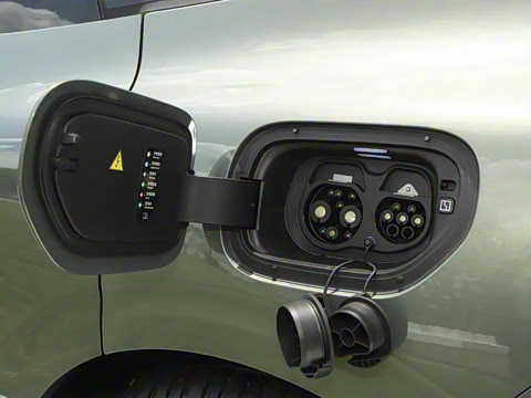 2025�� �����������Ǽݰ� 100kWh