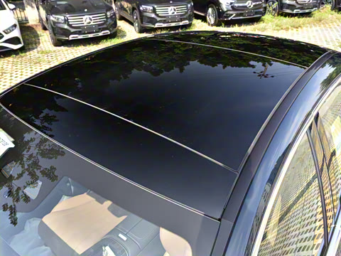 2025�� E 300 L ������