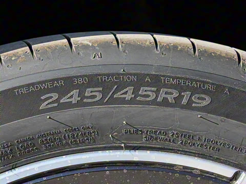 2025�� eDrive 35L M�˶���װ