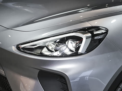 2025�� 688MAX 175kW