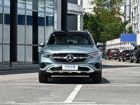 2025�� �Ŀ� GLC 260 L 4MATIC ������