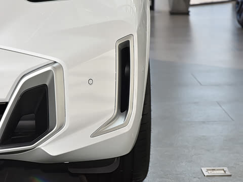 2023�� xDrive 40Li M�˶���װ