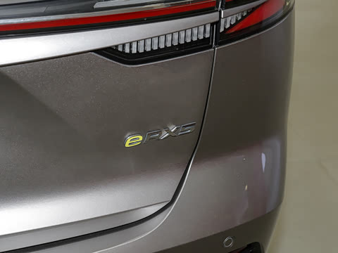 2023�� eRX5 ����������