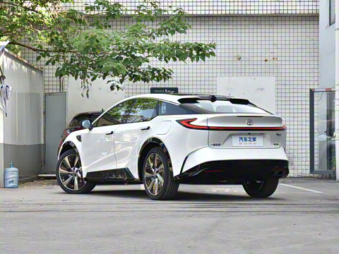 2025�� 550 PRO���а�