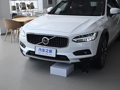 2024�� Cross Country B5 AWD �����