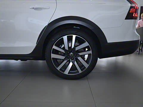 2024�� Cross Country B5 AWD �����