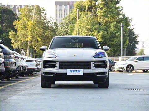 2025�� Cayenne Coup�� 3.0T