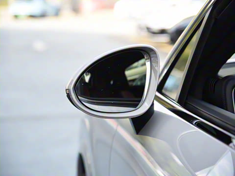 2025�� Cayenne Coup�� 3.0T