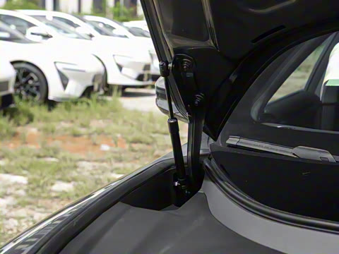 2025�� �Ŀ� Ultra���̰�