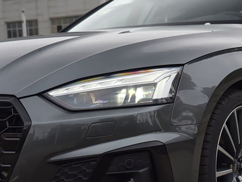 2024�� Sportback 40 TFSI quattro ����������