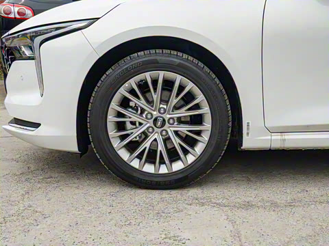 2025�� ��ҫ�� 1.5T ������