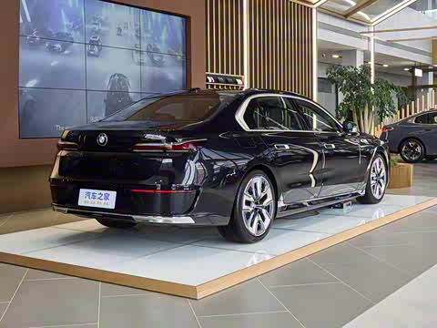 2023�� 740Li ������ ������װ