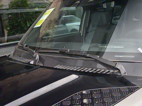 2025�� 110 3.0T P400 X