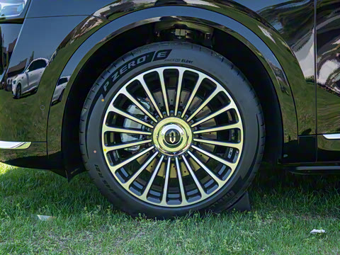 2025�� ���� Ultra�� 53.4kWh 6����