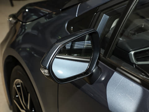 2024�� ���ܵ��˫�� 1.8L �˶���