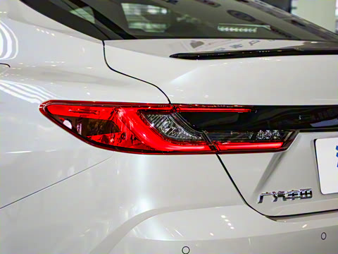 2024�� ˫�� 2.0HXS �˶�Plus��