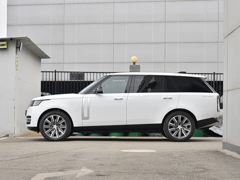 2025�� 3.0 L6 400PS �����ӳ���