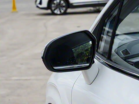 2024�� 270TGDi LUX ����