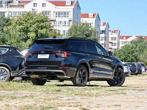 2024�� 2.3T EcoBoost ����ST-LINE 6��