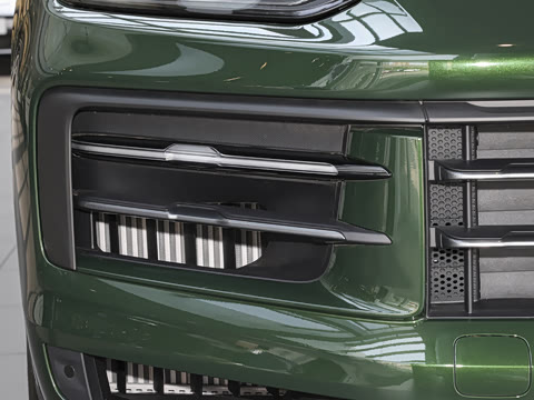 2025�� Cayenne 3.0T ���۰�