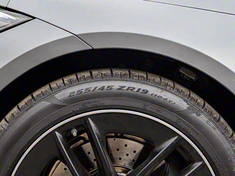 2023�� AMG GT 50 �����ܳ�