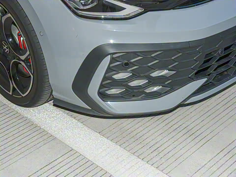 2025�� 380TSI DSG GTI