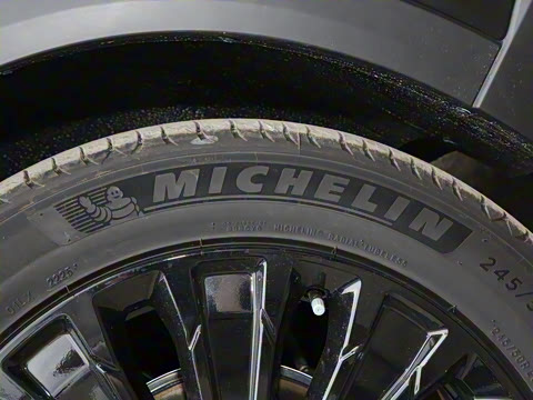 2025�� 400T ̽����