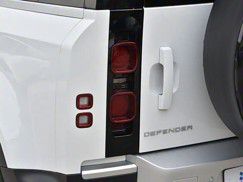 2025�� 90 2.0T P300 S