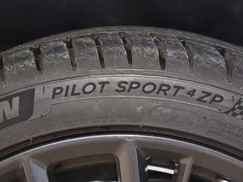 2024�� 325i M�˶���ҹ��װ