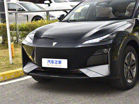 2025�� 520Max ��ΪǬ���Ǽ�ADS SE�����