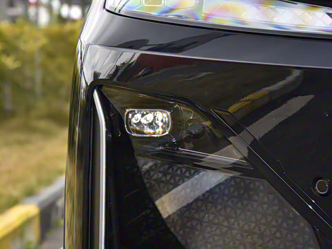 2025�� 520Max ��ΪǬ���Ǽ�ADS SE�����