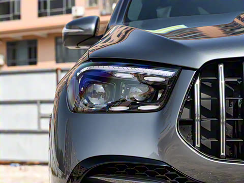 2025�� AMG GLE 53 4MATIC+