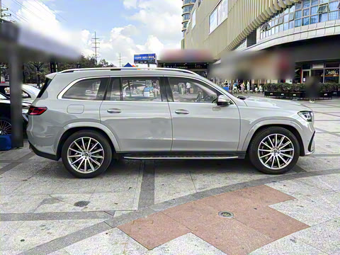 2024�� GLS 450 4MATIC ������