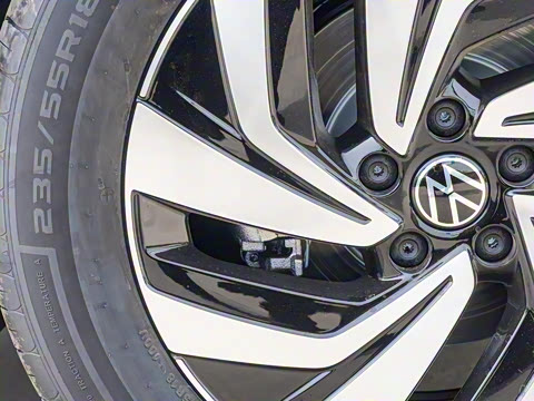 2025�� ���ڿ� 300TSI �Զ��������ڰ�