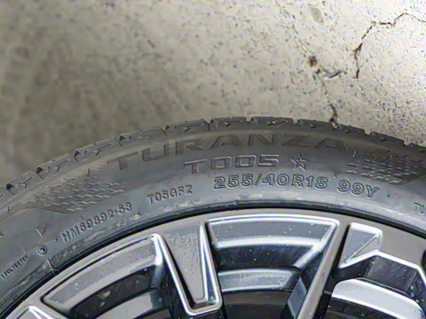 2025�� 330Li M�˶���ҹ��װ