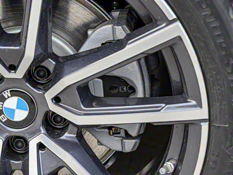 2025�� 325i M�˶���װ