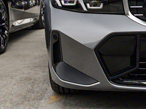 2025�� 325i M�˶���װ